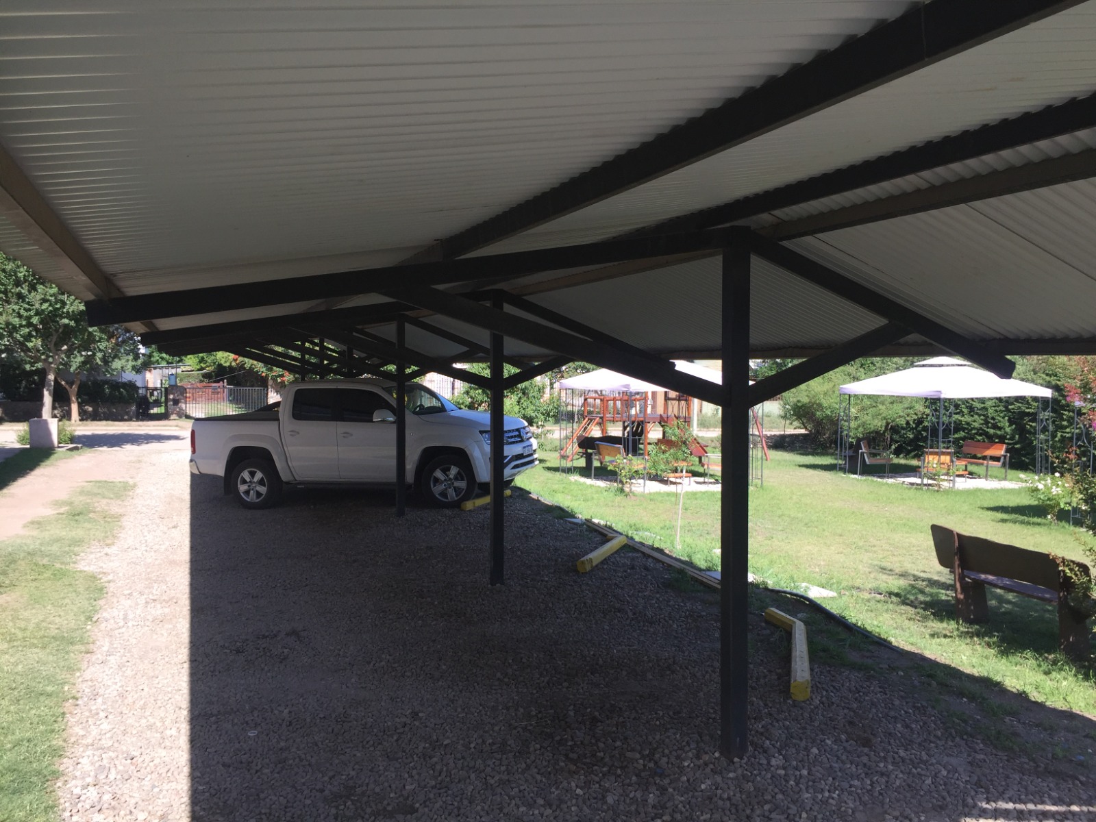 Estacionamiento exterior