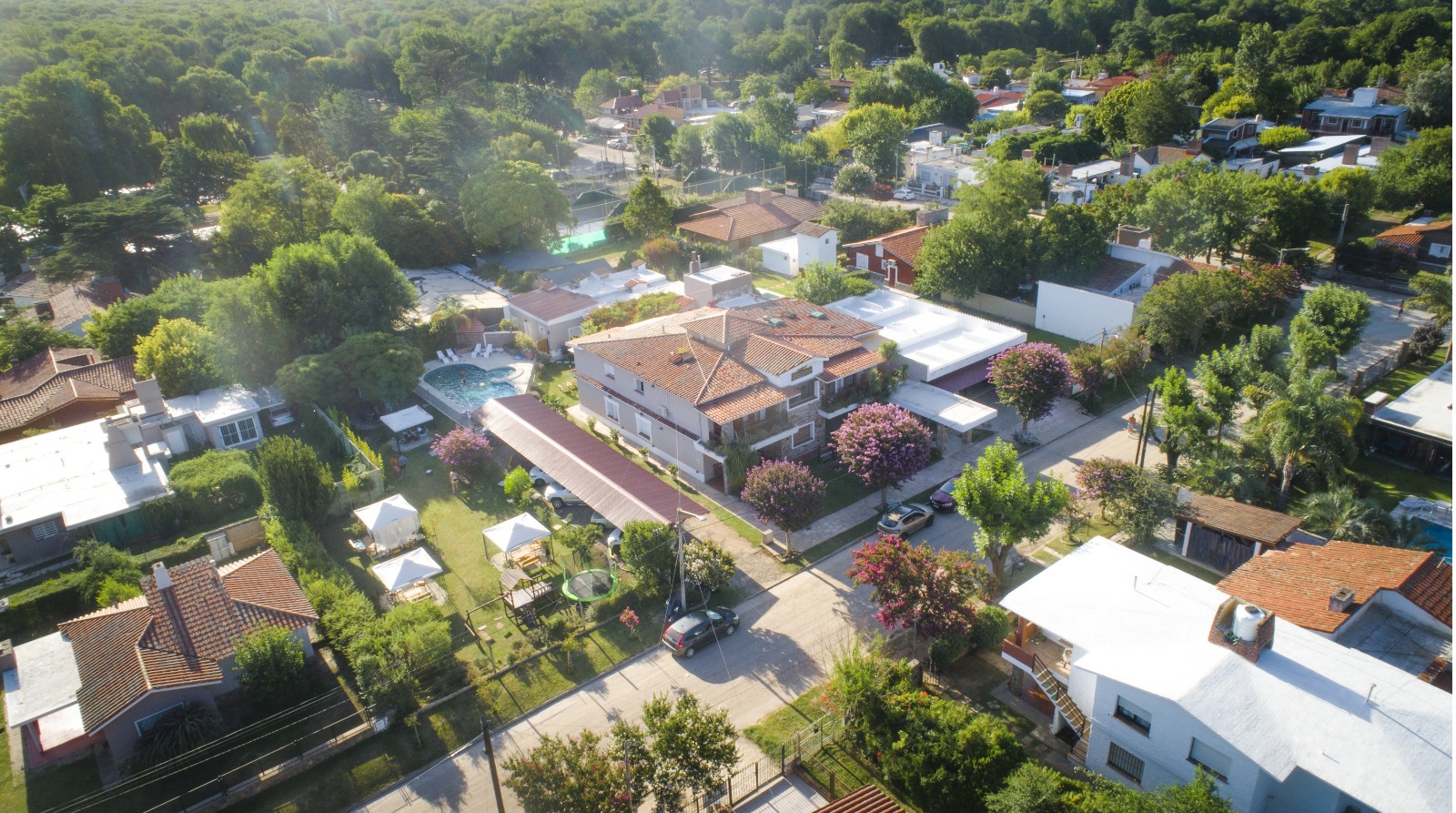 Vista aerea del hotel